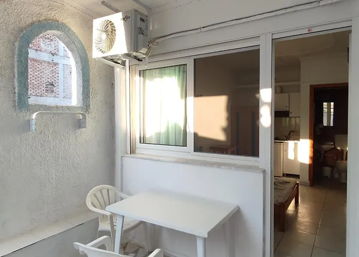 Aparthotel Cosmos 3*